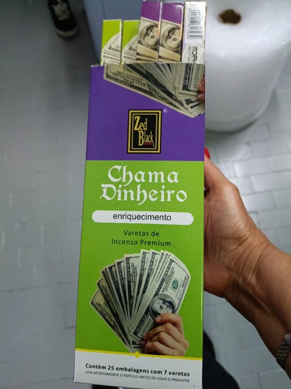 Incenso com 25 Caixas Chama Dinheiro (unidade)